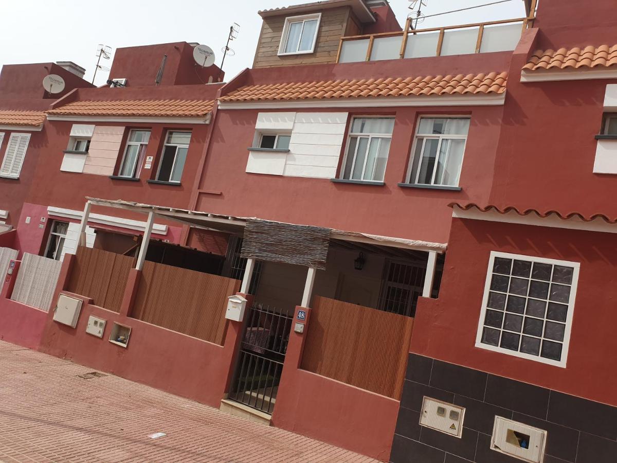 Kiki Vivienda Bed & Breakfast San Isidro  Ngoại thất bức ảnh